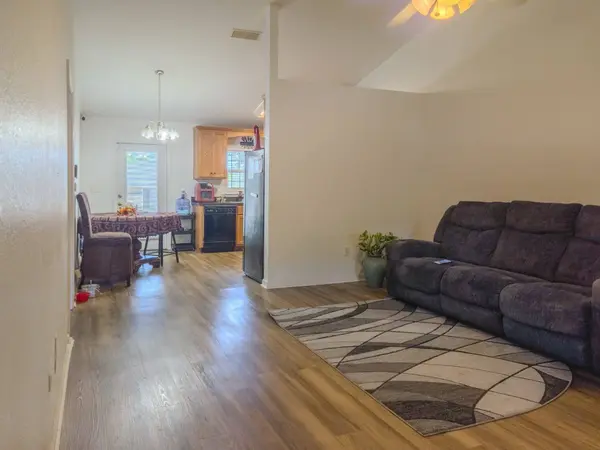 100 Roosevelt Drive, Midway, FL 32343