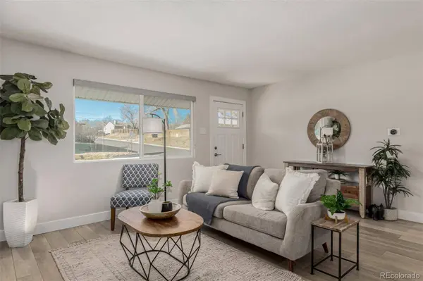 800 S Pecos ST, Denver, CO 80223