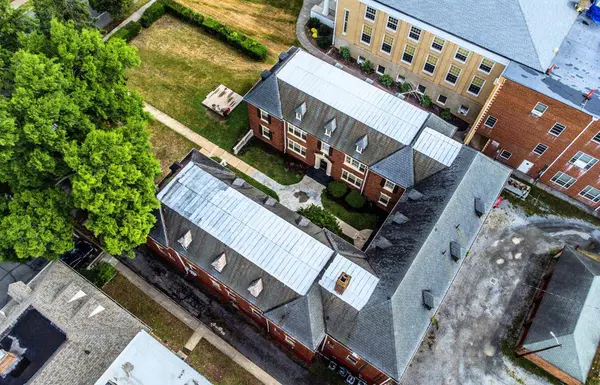 1712 Grandin SW RD, Roanoke, VA 24015