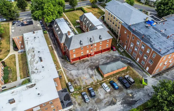 1712 Grandin SW RD, Roanoke, VA 24015