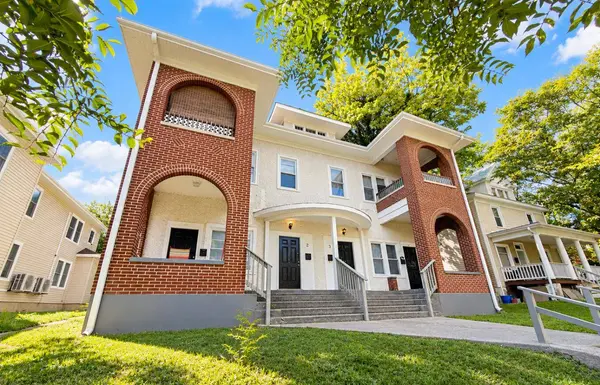 1112 Chapman SW AVE