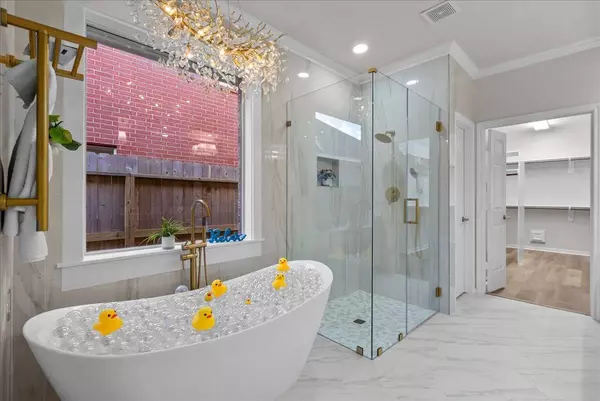 4006 Blue Jasmine CT, Houston, TX 77059