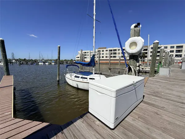 00 Davis RD, League City, TX 77573