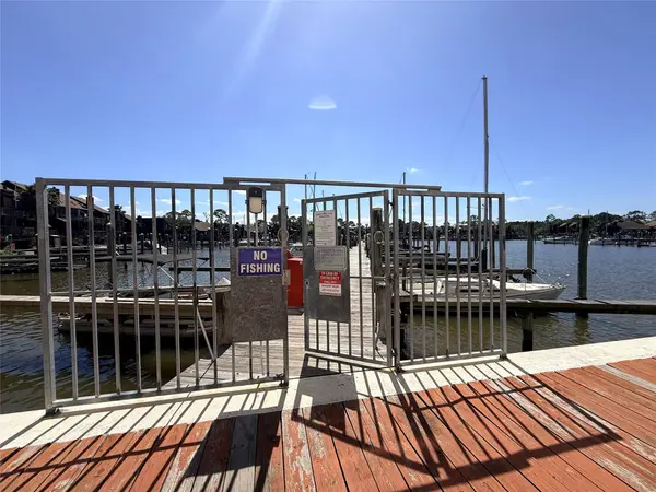 00 Davis RD, League City, TX 77573