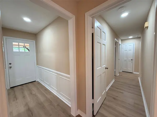 135 Nasturtium ST, Lake Jackson, TX 77566