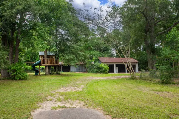 26161 E Holly LN, Splendora, TX 77372