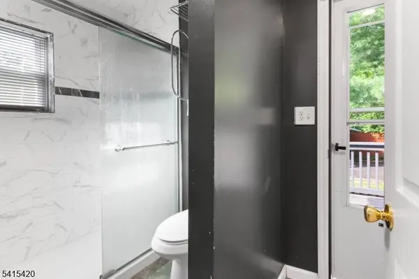 16 Clover Ave, Ewing Twp., NJ 08638