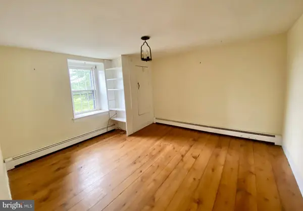 1258 BEAR TAVERN RD, Titusville, NJ 08560