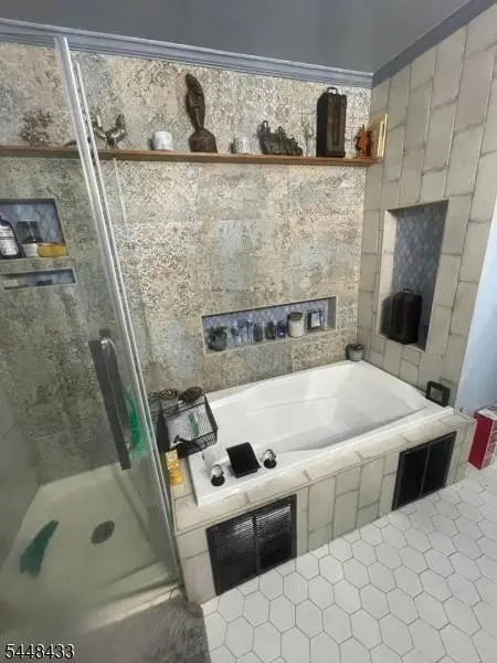 93 Perez Dr, Newark City, NJ 07103