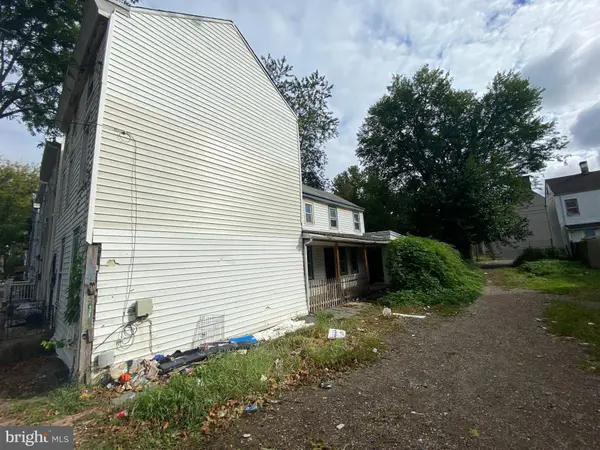 526 LAMBERTON ST, Trenton, NJ 08611
