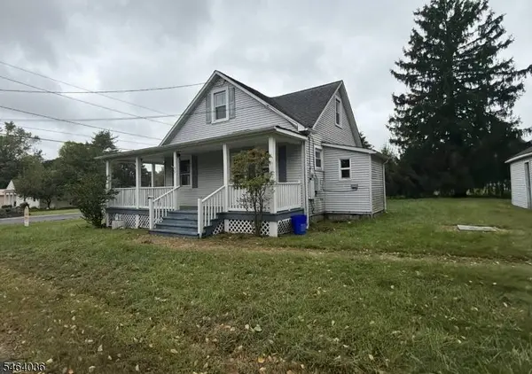 31 Fourth St, Hillsborough Twp., NJ 08821