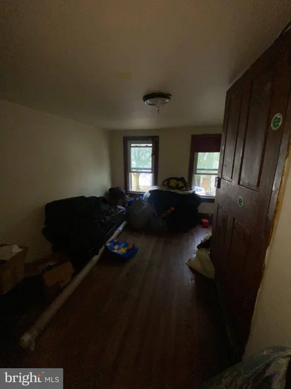 526 LAMBERTON ST, Trenton, NJ 08611