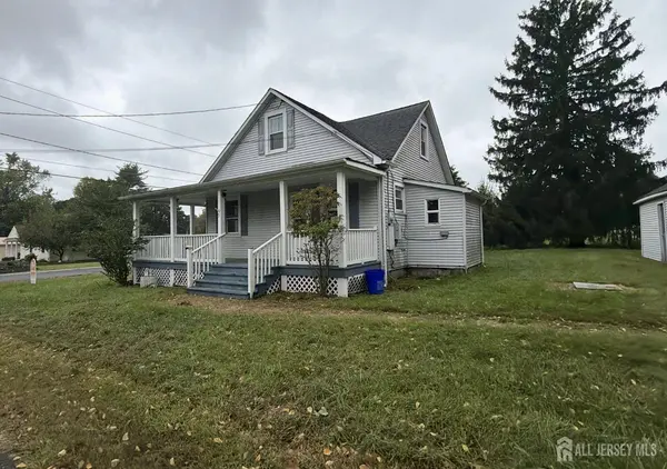 31 Fourth ST, Hillsborough, NJ 08821