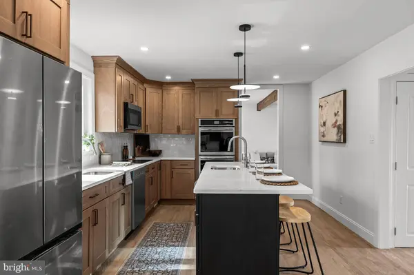 1752 LARK LN, Cherry Hill, NJ 08003