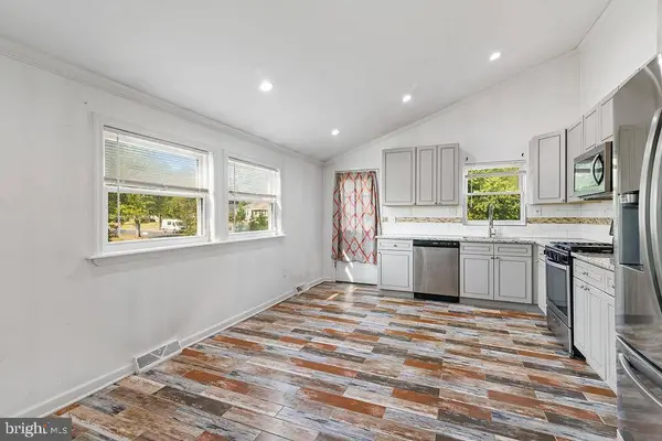 23 N SUNSET DR, Voorhees, NJ 08043