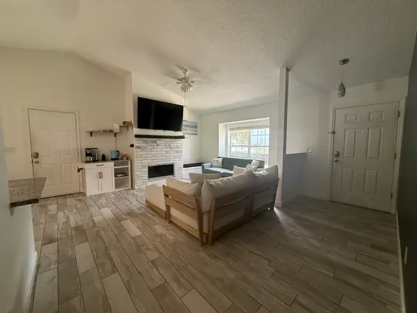 121 15th St, St Augustine, FL 32080-6343