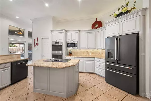 3322 Sweet Gum Lane, Grapevine, TX 76051