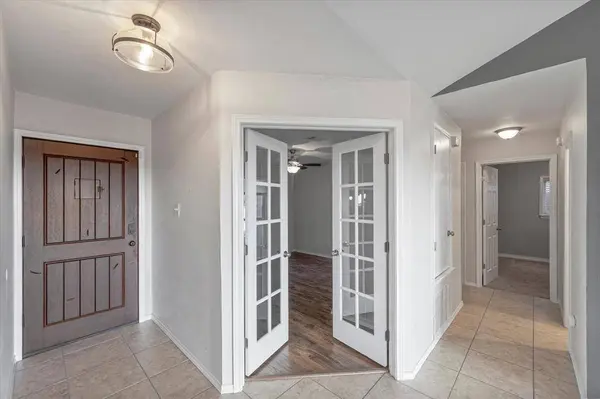 3520 Sweet Wood, Bedford, TX 76021