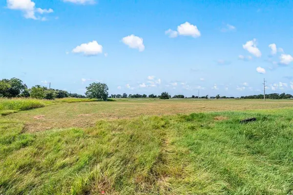 836 County Road 1895