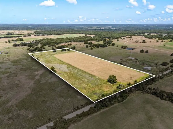 836 County Road 1895, Sunset, TX 76270
