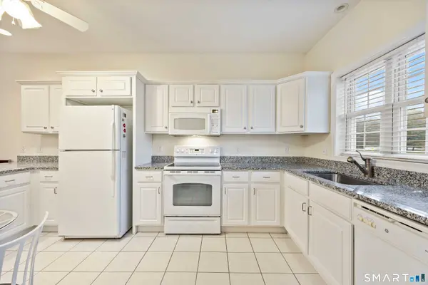 500 Elm Street #15-4, North Haven, CT 06473