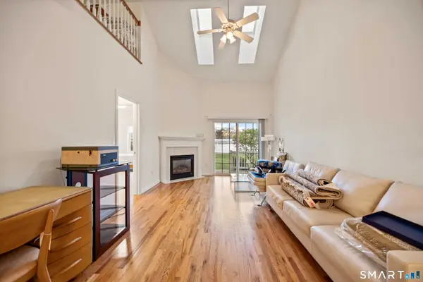 500 Elm Street #15-4, North Haven, CT 06473