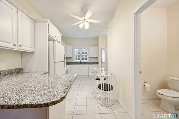 500 Elm Street #15-4, North Haven, CT 06473