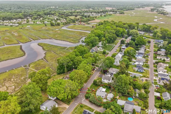 40 Uncas Road, Clinton, CT 06413