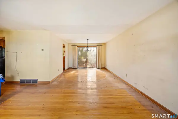 127 Old Field Lane, Milford, CT 06460