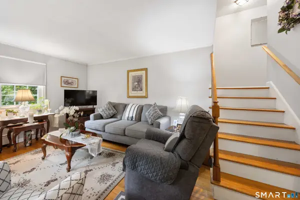 84 Mountain View Terrace, North Branford, CT 06513