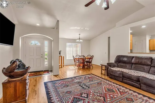 51 Wild Rose DR, Canon City, CO 81212