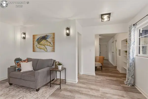 104 E Circle DR, Canon City, CO 81212