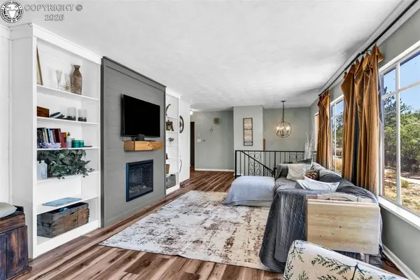 675 Dozier AVE, Canon City, CO 81212