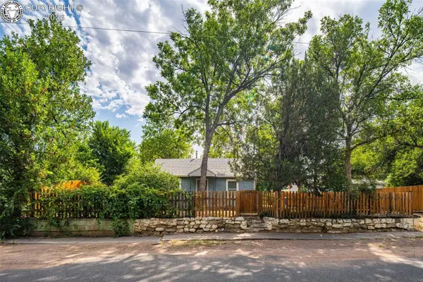 1114 Chestnut ST, Canon City, CO 81212
