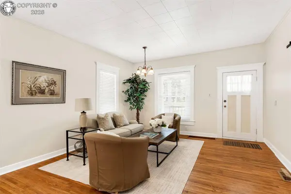 808 College AVE, Canon City, CO 81212