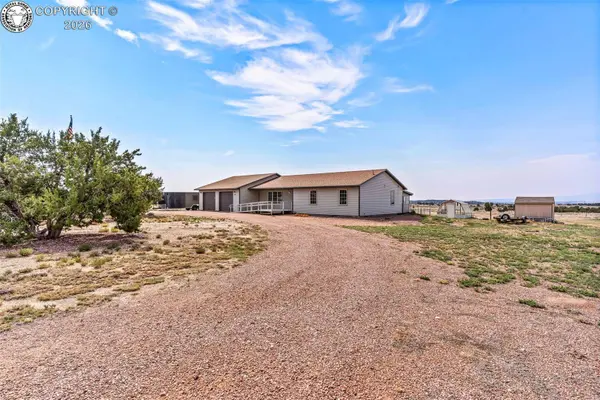 1407 Top Notch TRL, Penrose, CO 81240