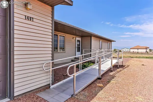 1407 Top Notch TRL, Penrose, CO 81240