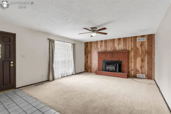 543 Field AVE, Canon City, CO 81212