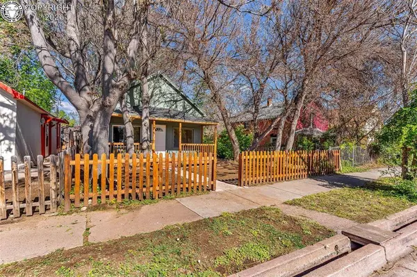 207 N Frazier AVE, Florence, CO 81226
