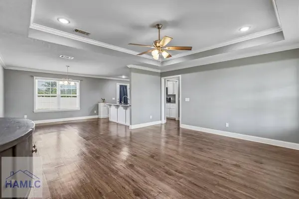 586 Caleb Circle, Jesup, GA 31545