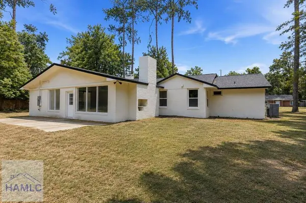 762 East Bay Street, Jesup, GA 31546