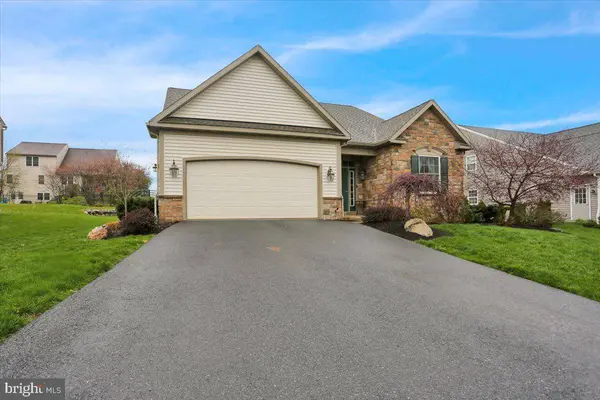 1004 HELM LN, Reading, PA 19605