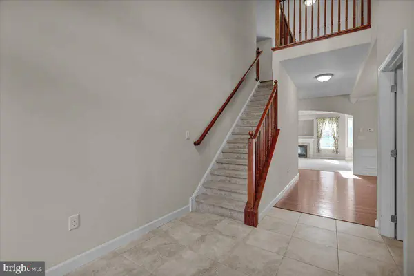 1004 HELM LN, Reading, PA 19605