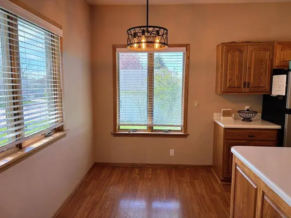 631 Gillette AVE, Cresco, IA 52136