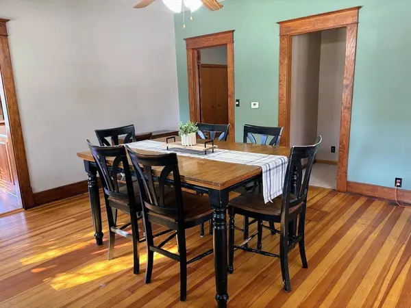 631 Gillette AVE, Cresco, IA 52136
