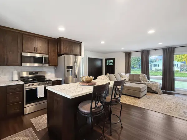 601 Sunrise BLVD, Decorah, IA 52101