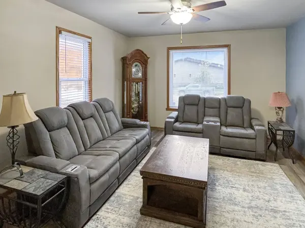 126 W 3rd AVE, Cresco, IA 52136