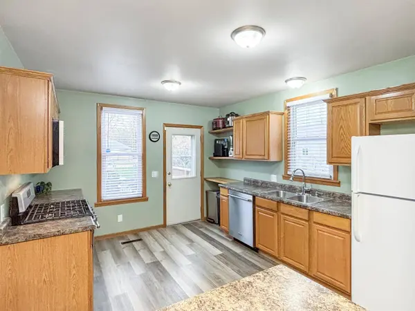 126 W 3rd AVE, Cresco, IA 52136