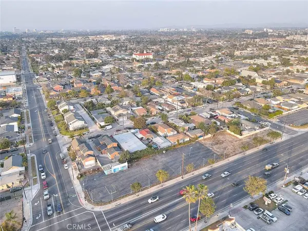 1715 W 1st, Santa Ana, CA 92703