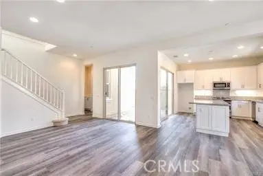 125 Primrose DR, Lake Forest, CA 92610